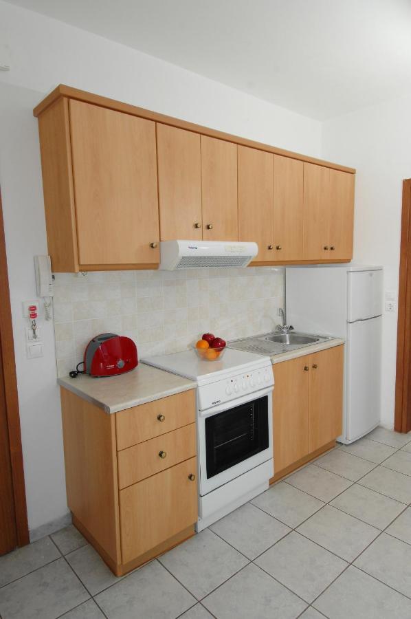Alexis Studios And Apartments Ajía Effimía Kültér fotó