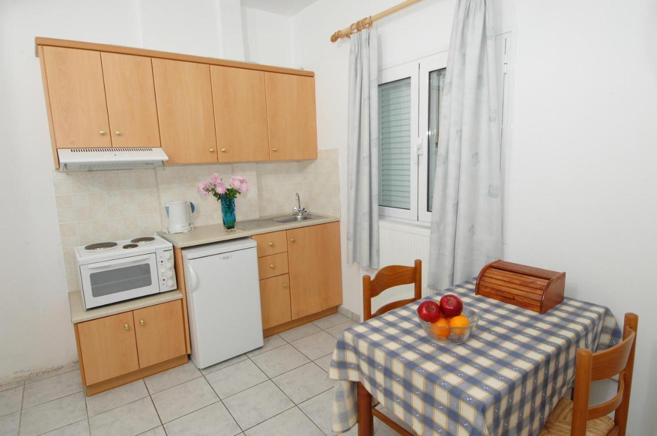 Alexis Studios And Apartments Ajía Effimía Kültér fotó